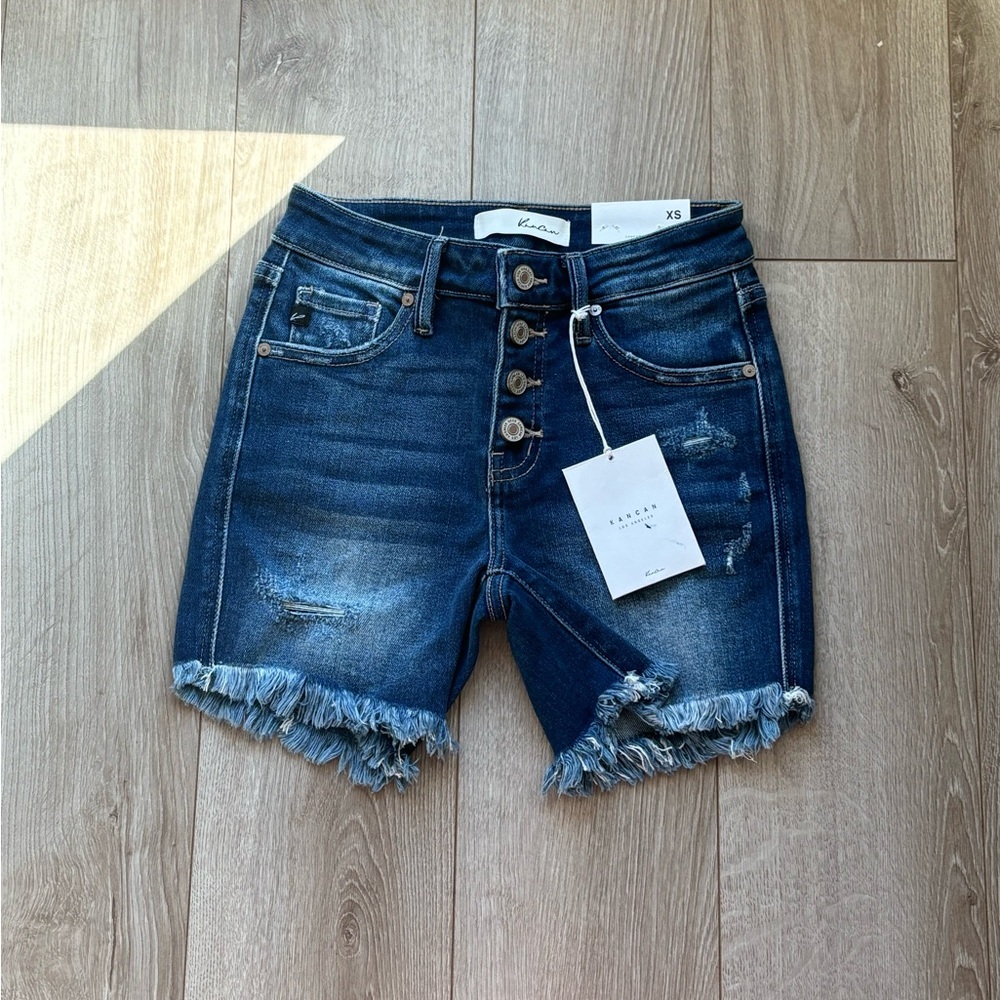 NWT KanCan woman shorts x-small